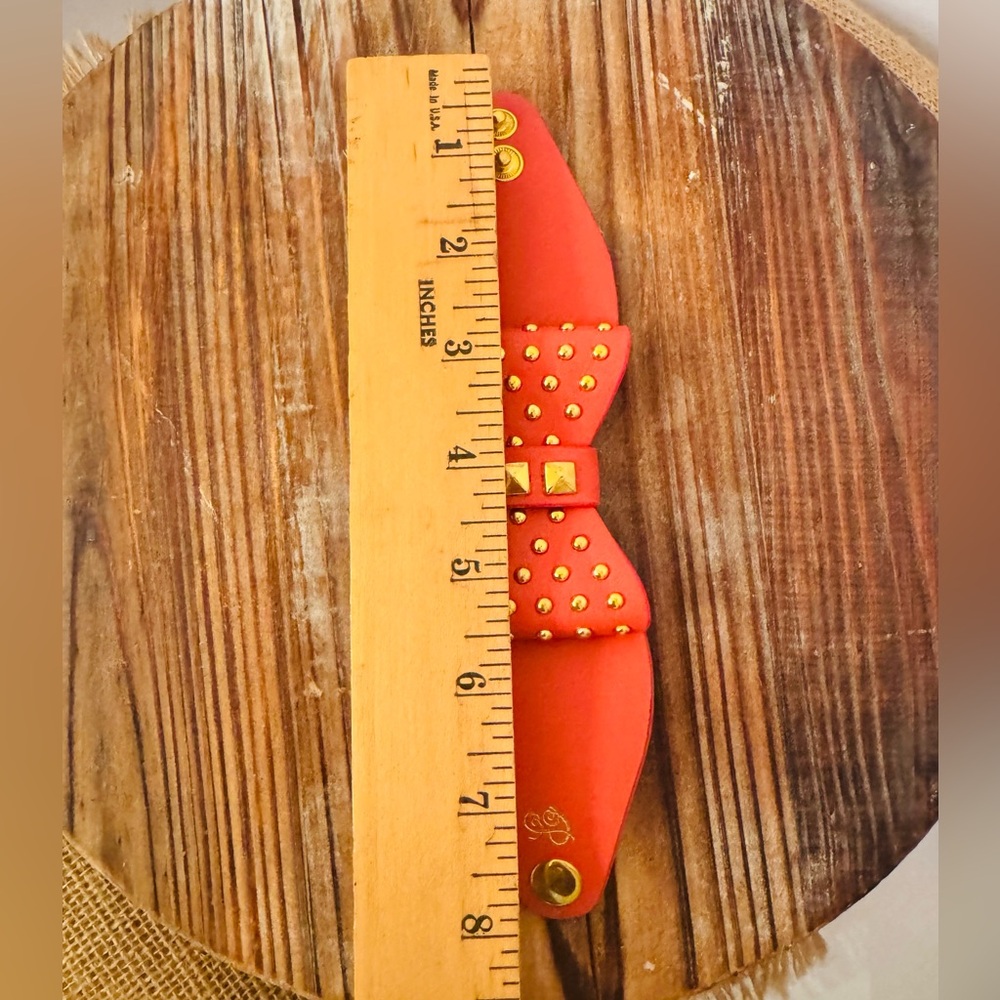 NIB PLUNDER CORAL SANDCASTLE CUFF BOW BRACELET RETIRED - Picture 5 of 8